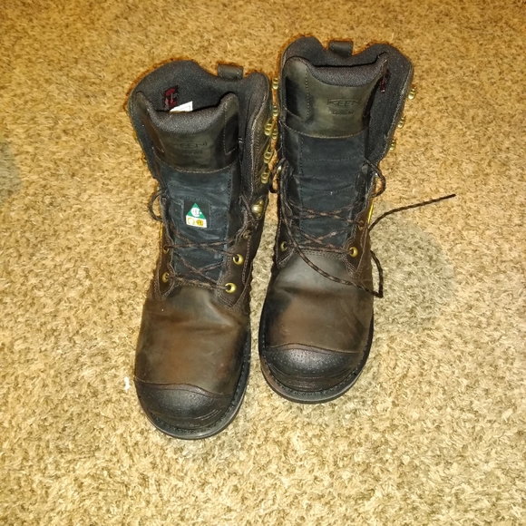 Insulated/water proof keen work boots